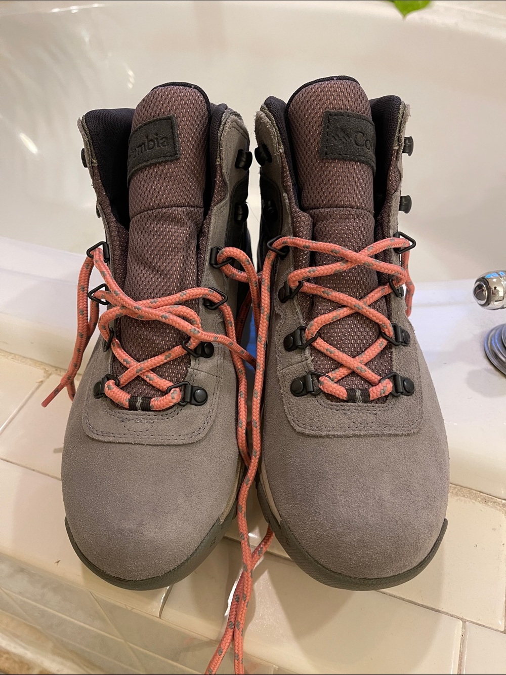 Columbia Gray Suede Lace-Up Boots with Coral Laces—NEVER WORN